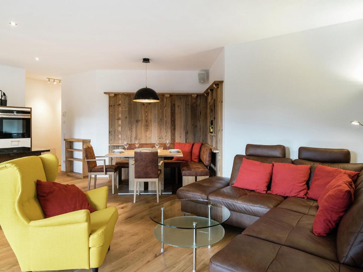 Luxury Apartment In Salzburg With Terrace Alpendorf  Bagian luar foto